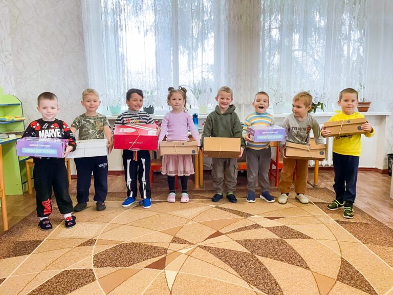 light & warmth for little learners- AMOR Ukraine